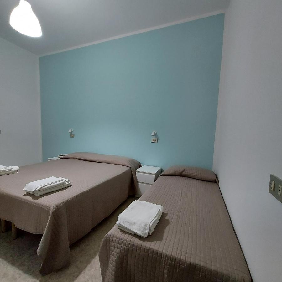 Hotel Villa Alberta B&B Чезенатико Экстерьер фото